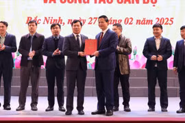 Bắc Ninh bổ nhiệm 4 giám đốc sở sau sáp nhập