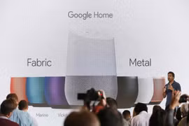 Quý 1/2018, Google đã vượt Amazon để chiếm vị trí đầu tiên về thị phần loa thông minh trên toàn cầu (Ảnh Reuters)