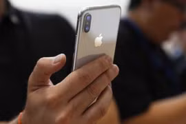 LG sẽ cung cấp màn hình OLED cho Apple trong năm 2018 (Ảnh Reuters)