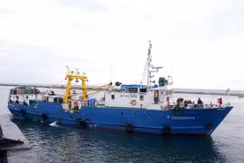 Tàu đánh cá Xiang Hai Lin 8 của Nga đã được Triều Tiên trả tự do (Ảnh: Shipspotting)