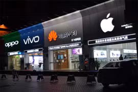 Các thương hiệu smartphone Trung Quốc thường không quan tâm đến yếu tố môi trường khi sản xuất (ảnh: Fortune)