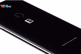 Bphone 3 được quảng cáo trên VTV6 (ảnh cắt từ clip)