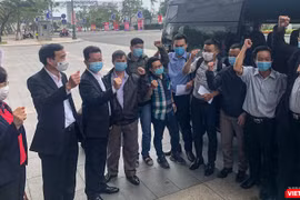 Lãnh đạo TP Đà Nẵng tiễn đoàn bác sĩ lên đường chi viện cho tỉnh Gia Lai chống dịch COVID-19