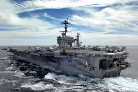 tàu sân bay USS John C. Stennis