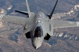 Máy bay chiến đấu tàng hình F-35 của Quân đội Mỹ (Ảnh: USAF).
