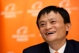 Người sáng lập tập đoàn Alibaba đã trở thành cổ đông lớn nhất của tập đoàn này thay tỉ phú Nhật Bản Masayoshi Son (Ảnh: Sohu)