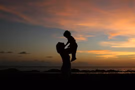CÓ NHỮNG NỖI KHỔ CHỈ KHI LẬP GIA ĐÌNH, PHỤ NỮ MỚI HIỂU...