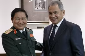 Ngày 4/4/2018, tại Moscow Nga, Bộ trưởng Quốc phòng Ngô Xuân Lịch tiến hành hội đàm với Bộ trưởng Quốc phòng Nga Sergey Shoigu. Ảnh: Sputnik.