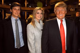 Tổng thống đắc cử Mỹ Donald Trump cùng con gái và con rể. Ảnh: Daily Mail