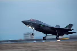Mỹ đã triển khai máy bay chiến đấu tàng hình F-35 ở khu vực Đông Bắc Á. Ảnh: Sina