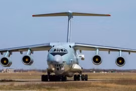 Máy bay tiếp dầu IL-78 Không quân Trung Quốc. Ảnh: Cankao