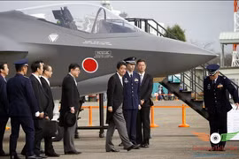 Nhật Bản có thể tiếp nhận máy bay chiến đấu tàng hình F-35 vào tháng 9/2016