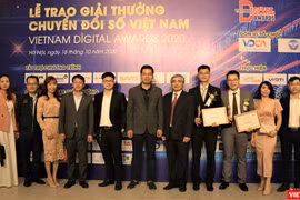 Các doanh nghiệp khẳng định quyết tâm chuyển đổi số toàn diện.