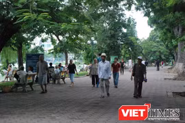 Dự án "Xây dựng, cải tạo, chỉnh trang khu vực xung quanh Hồ Hoàn Kiếm" bắt đầu được nghiên cứu từ năm 2010 - Ảnh: Q.V