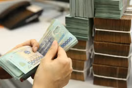 Lãi suất liên ngân hàng tăng mạnh