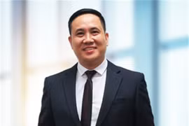 Tân P. TGĐ ABBank Hà Huy Cường.