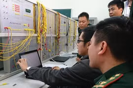 Chương trình học của Hệ thống nhúng và điều khiển tự động - HV KTMM được xây dựng trên cơ sở khảo sát các doanh nghiệp như Foxconn, Samsung tại khu công nghiệp Bắc Ninh. Ảnh minh hoạ: Internet