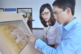 Việt Nam xếp hạng 89 trên thế giới về phát triển Chính phủ điện tử, tăng 10 bậc so với xếp hạng năm 2014 nhưng lại tụt xuống vị trí thứ 6 trong khu vực ASEAN - Ảnh minh hoạ
