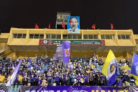 Đợi chờ chiến thắng. Ảnh HNFC.