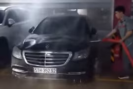 Ca sĩ Duy Mạnh khởi kiện công ty Mercedes - Benz Việt Nam vì chiếc ô tô trị giá 5 tỷ đồng của anh bốc cháy trong bãi xe chung cư. Ảnh: FBNV.