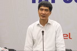 Ông Nguyễn Phong Nhã, Phó Cục trưởng Cục Viên thông chia sẻ về chủ trương dừng dịch vụ 2G