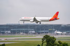  Sun Group “bắt tay” với 2 đối tác quốc tế hàng đầu trong đào tạo hàng không và quản trị khách sạn