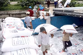 Trung Quốc vẫn tiếp tục đứng vị trí thứ nhất về thị trường nhập khẩu gạo của Việt Nam trong 9 tháng của năm 2016 với 35,4% thị phần.