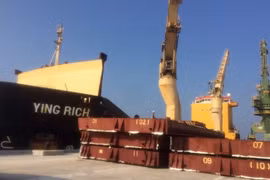 Tàu hàng Ying Rich tại cảng Sơn Dương - (Nguồn Internet)