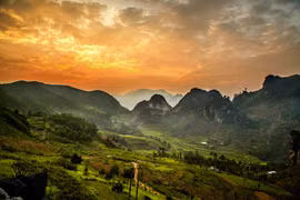  Thung lũng Đồng Văn