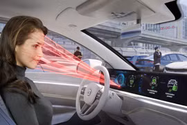 Camera nhận dạng sinh trắc học lái xe. Ảnh Evehicle Technology