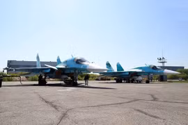 UAC chuyển giao lô máy bay ném bom Su-34M mới cho không quân Nga. Ảnh UAC