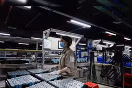 Một góc nhà máy xử lý nickel ở Indonesia. Ảnh Reuters