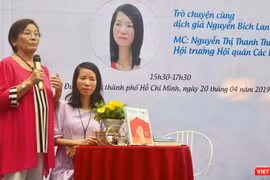 Nhà văn Dạ Ngân của "Gia đình bé mọn", "Người yêu dấu"... mong Bích Lan luôn khỏe mạnh để mỗi năm tiếp tục dịch thêm 2 cuốn sách mới.