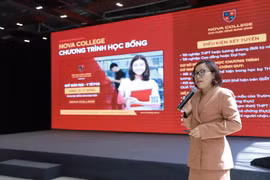 Thạc sĩ Nguyễn Thị Ngọc Quyên – Hiệu trưởng Trường Cao đẳng Nova giới thiệu về chương trình đào tạo và chương trình học bổng năm học 2021- 2022.