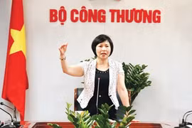 Thứ trưởng Bộ Công Thương Hồ Thị Kim Thoa. Ảnh: Tiền Phong