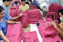 Nhiều doanh nghiệp dệt may đã kín đơn hàng đến cuối năm