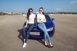 Người Việt vung tiền mua hơn 800 xe hơi/ngày
