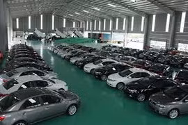 Tám nhà nhập khẩu ô tô đồng thanh 'kêu' về thuế tiêu thụ đặc biệt