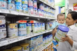 Tiếp tục quản chặt giá sữa cho trẻ em dưới 6 tuổi