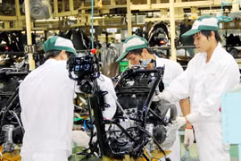 Lắp ráp xe máy của Honda Việt Nam tại nhà máy ở tỉnh Vĩnh Phúc
