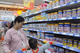 Bộ Tài chính công bố thêm 42 sản phẩm sữa giảm giá