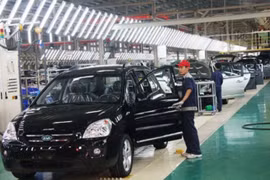 Bộ Công thương đề xuất tăng mạnh thuế tiêu thụ đặc biệt với ô tô 2.0