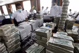 Fitch: Rủi ro chất lượng tài sản ngân hàng Việt Nam vẫn ở mức cao