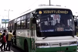 Thay thế xe buýt thường bằng xe buýt điện
