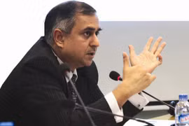 Ông Sandeep Mahajan.