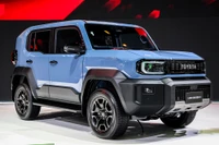 Xem trước xe off-road Toyota Land Cruiser FJ sắp về Việt Nam 