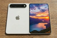 Bản dựng của iPhone Fold có thiết kế vuông vức, màn hình trong có kích thước 7,58 inch đi kèm tỷ lệ 4:3. Ảnh: Ice Universe.