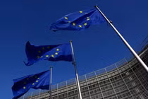 Liên minh Châu Âu chưa thể thống nhất về việc nới lỏng các quy định trí tuệ nhân tạo. Ảnh: Reuters.