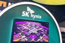 SK Group dự báo tình trạng thiếu hụt chip nhớ toàn cầu sẽ tiếp tục kéo dài. Ảnh: Nikkei.