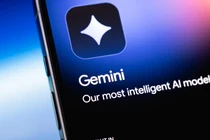 Google Gemini đã trở nên phổ biến nhờ việc tích hợp sâu vào các sản phẩm cốt lõi như công cụ tìm kiếm hay tính năng Gemini Live trên Android Auto. Ảnh: BGR.